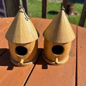 2 Wooden Birdhouses